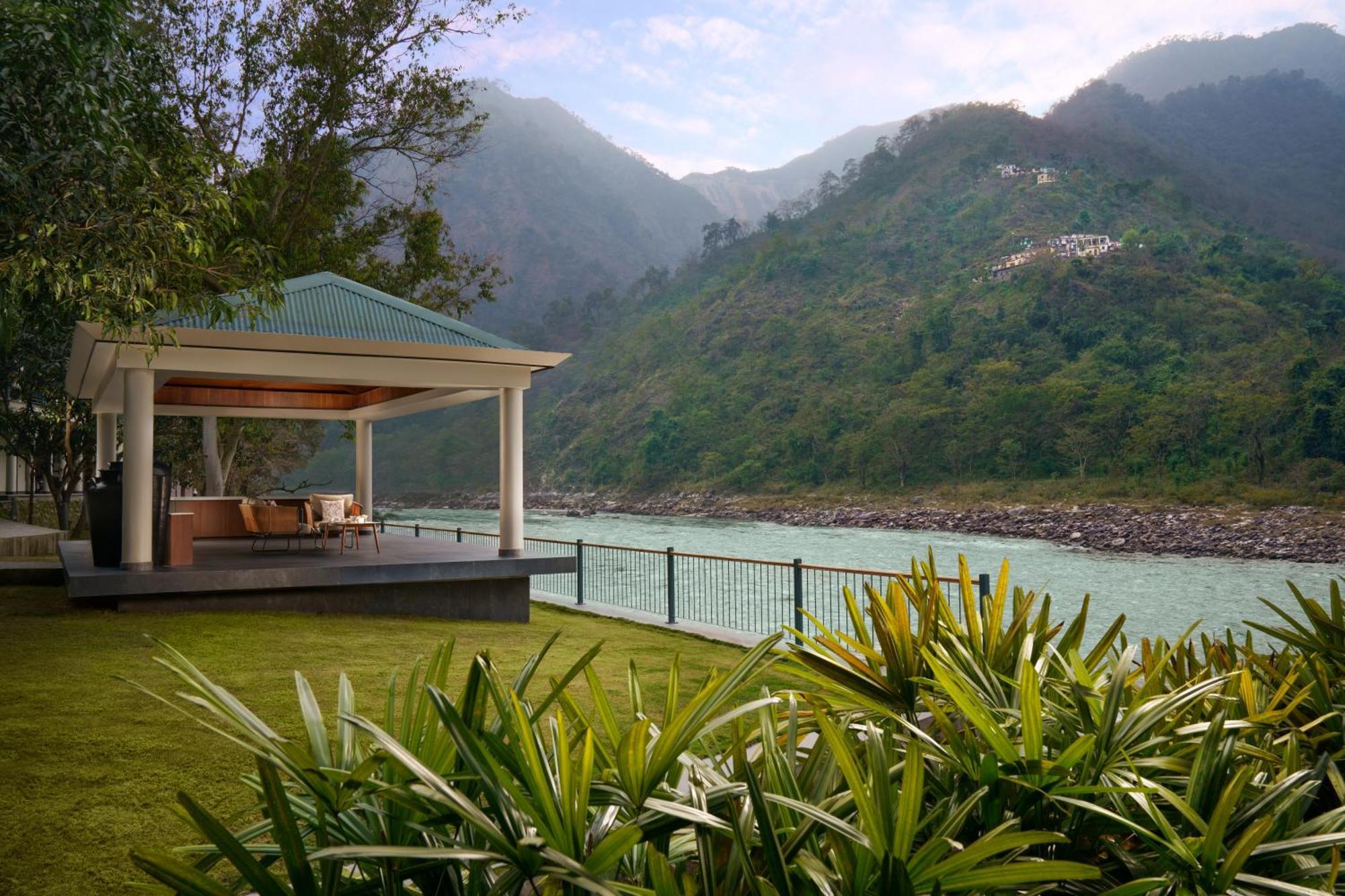 Готель Anand Kashi By The Ganges Rishikesh - Ihcl Seleqtions Sirasu Екстер'єр фото