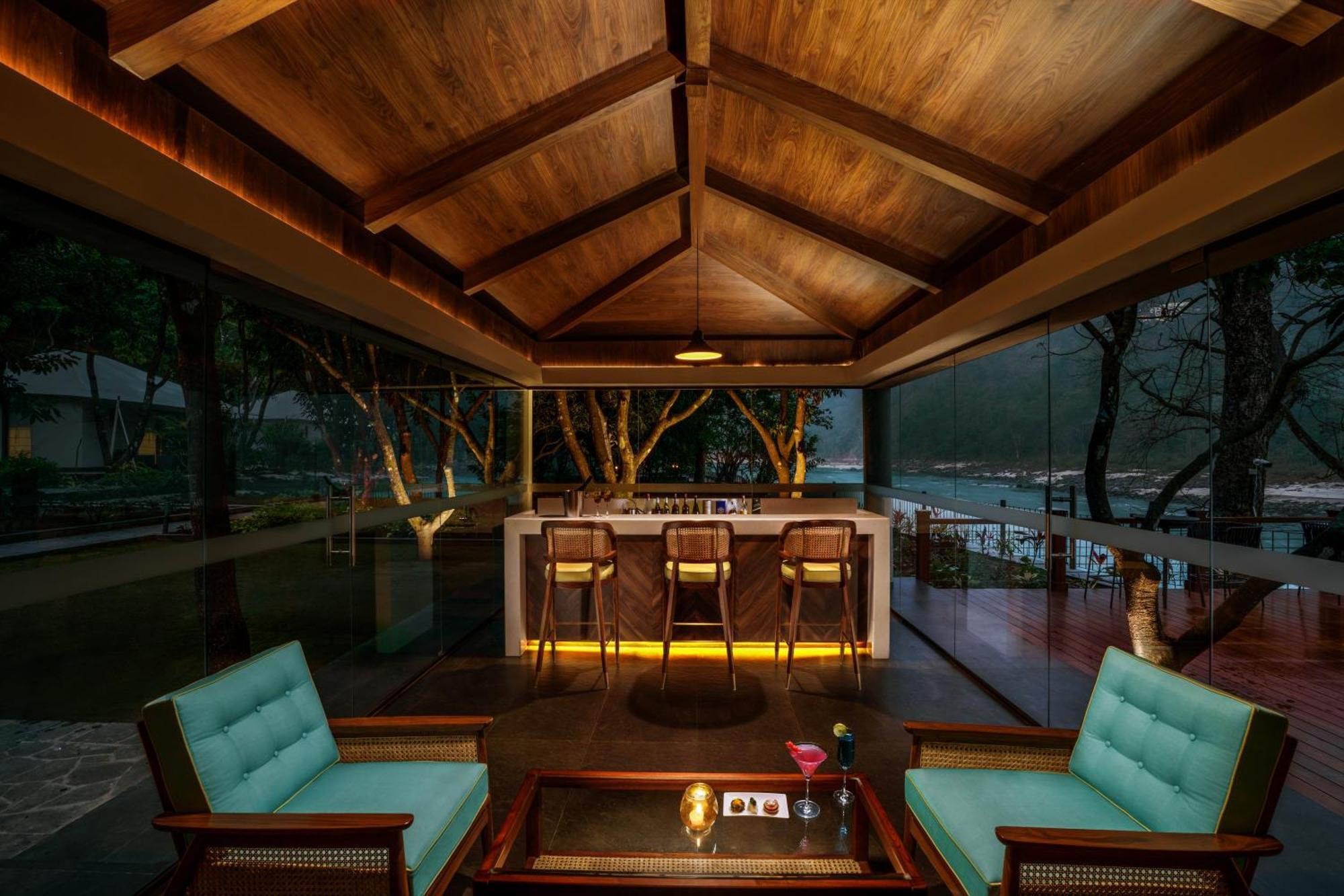 Готель Anand Kashi By The Ganges Rishikesh - Ihcl Seleqtions Sirasu Екстер'єр фото