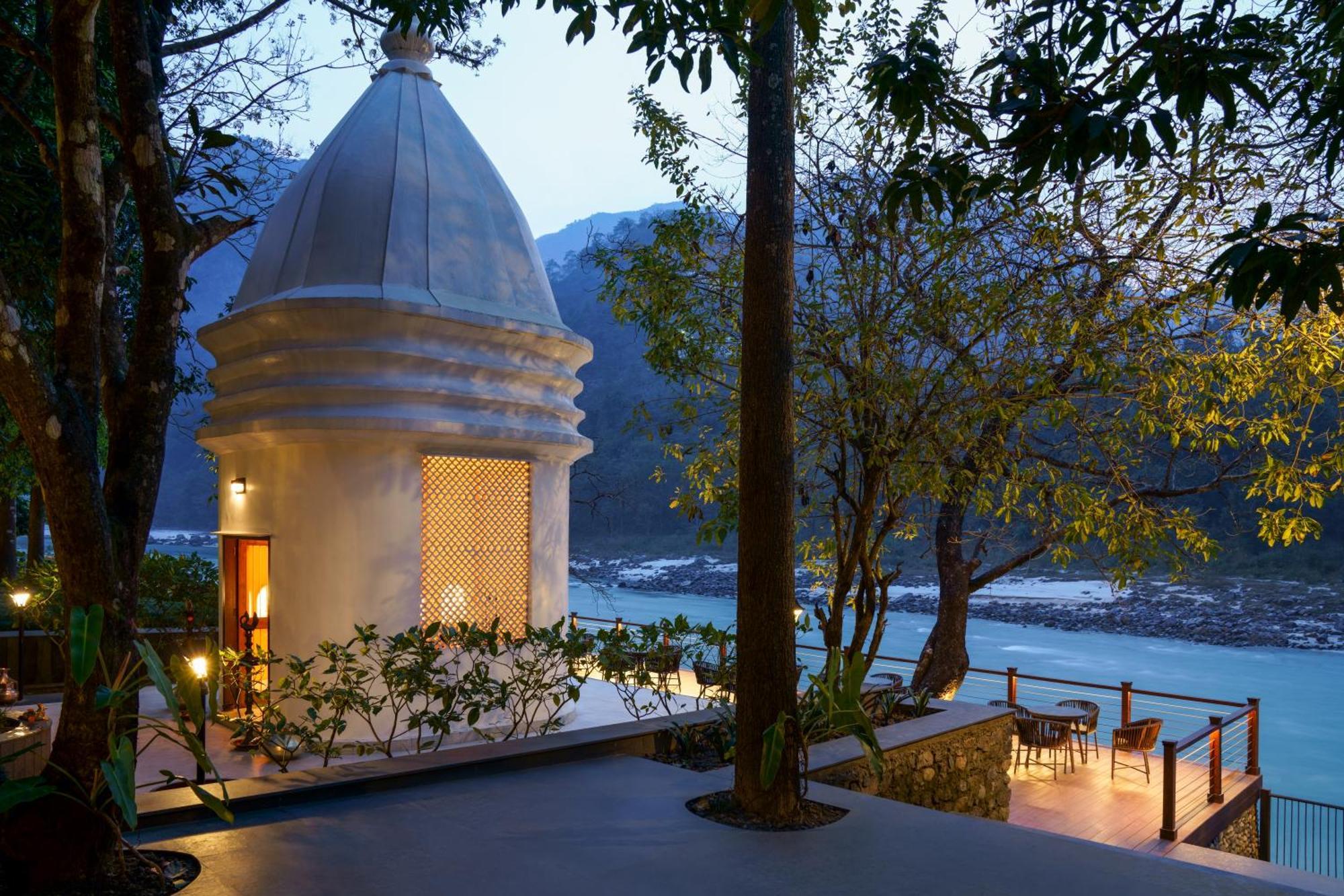 Готель Anand Kashi By The Ganges Rishikesh - Ihcl Seleqtions Sirasu Екстер'єр фото