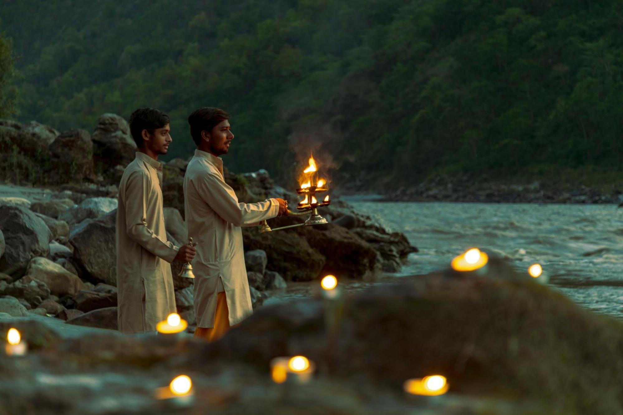 Готель Anand Kashi By The Ganges Rishikesh - Ihcl Seleqtions Sirasu Екстер'єр фото