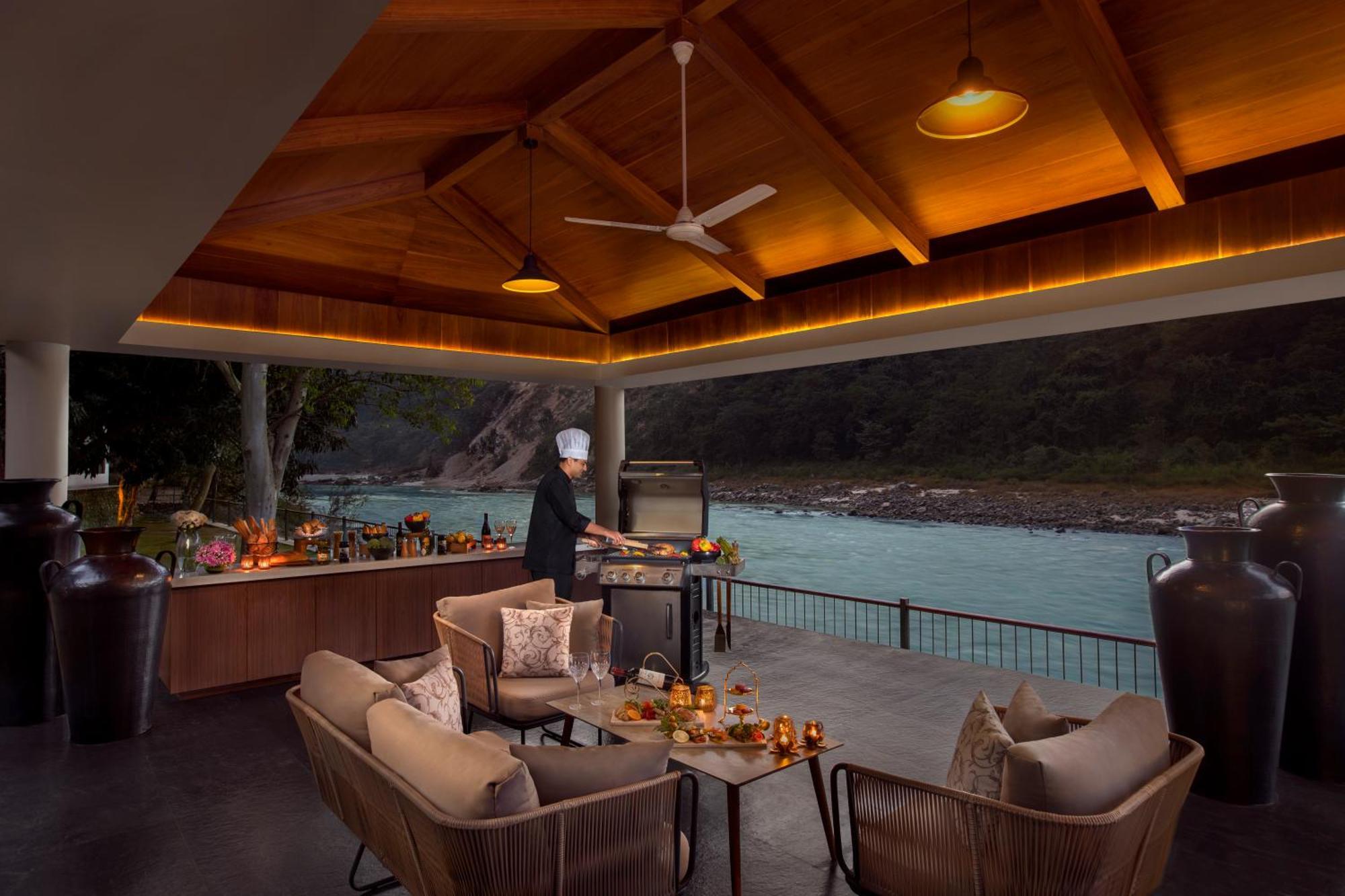 Готель Anand Kashi By The Ganges Rishikesh - Ihcl Seleqtions Sirasu Екстер'єр фото